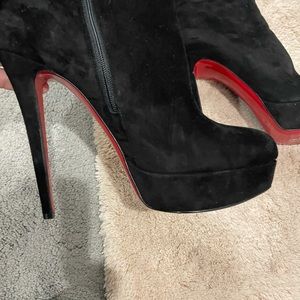 Christian Louboutin blackDress boots